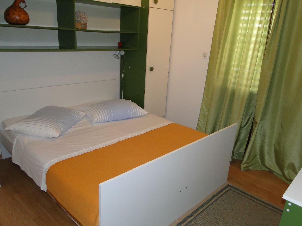 Lida Apartment Rogoznica  Bagian luar foto